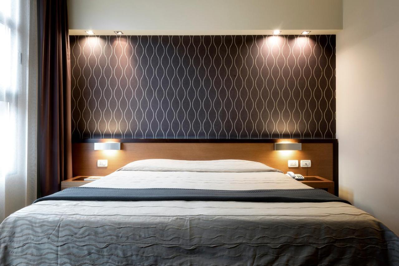 Hc3 Hotel โบโลญญา ภายนอก รูปภาพ