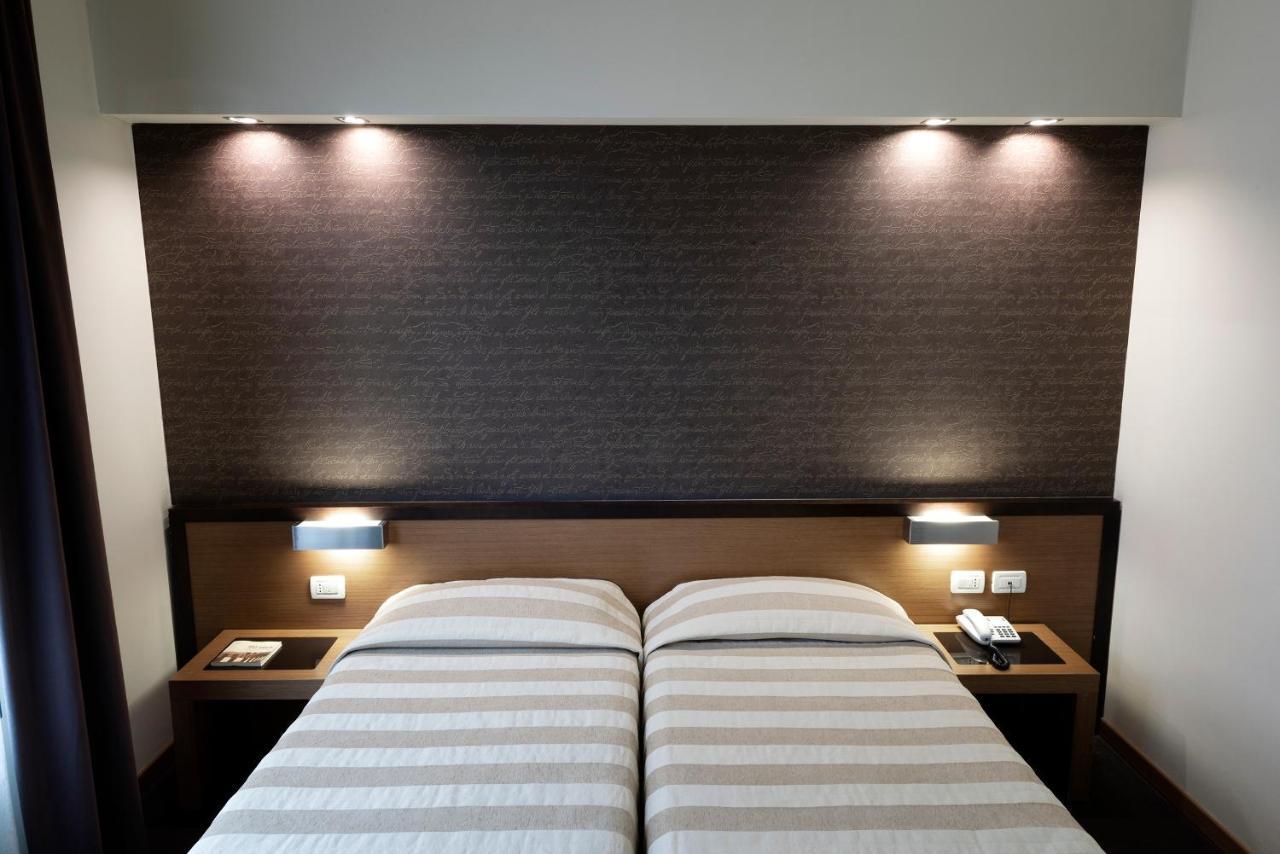 Hc3 Hotel โบโลญญา ภายนอก รูปภาพ